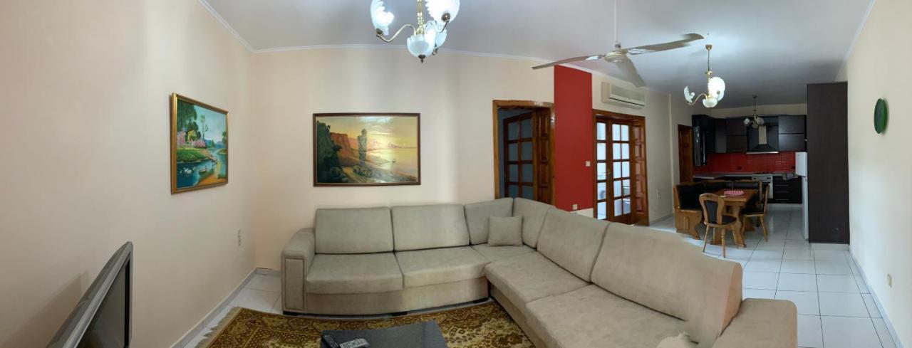 Shtepi Me Qera Fier Villa ภายนอก รูปภาพ
